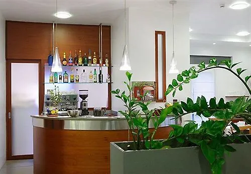 ***  Hotel Paris Mestre İtalya