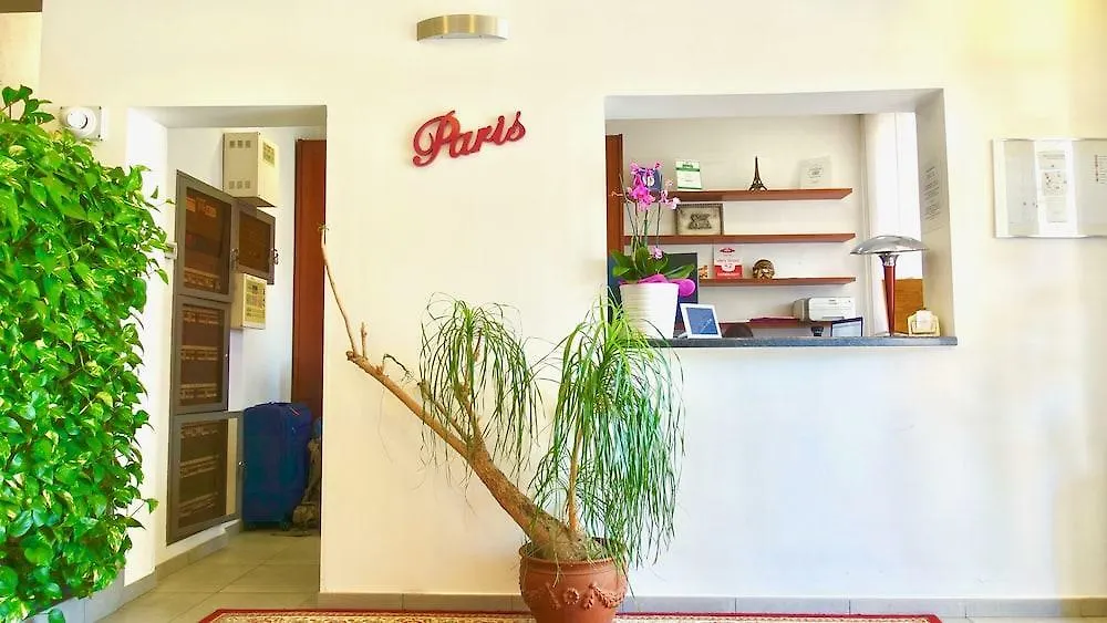 Hotel Paris Mestre 3*,