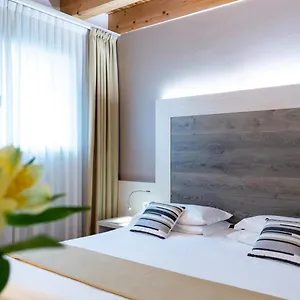 Otel Alexander