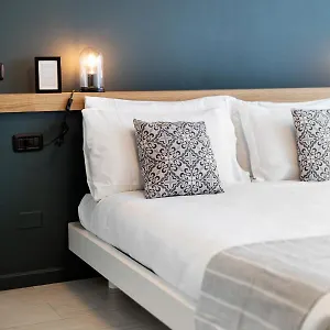 https://rubina-belfiore.it-tuscanyhotel.com